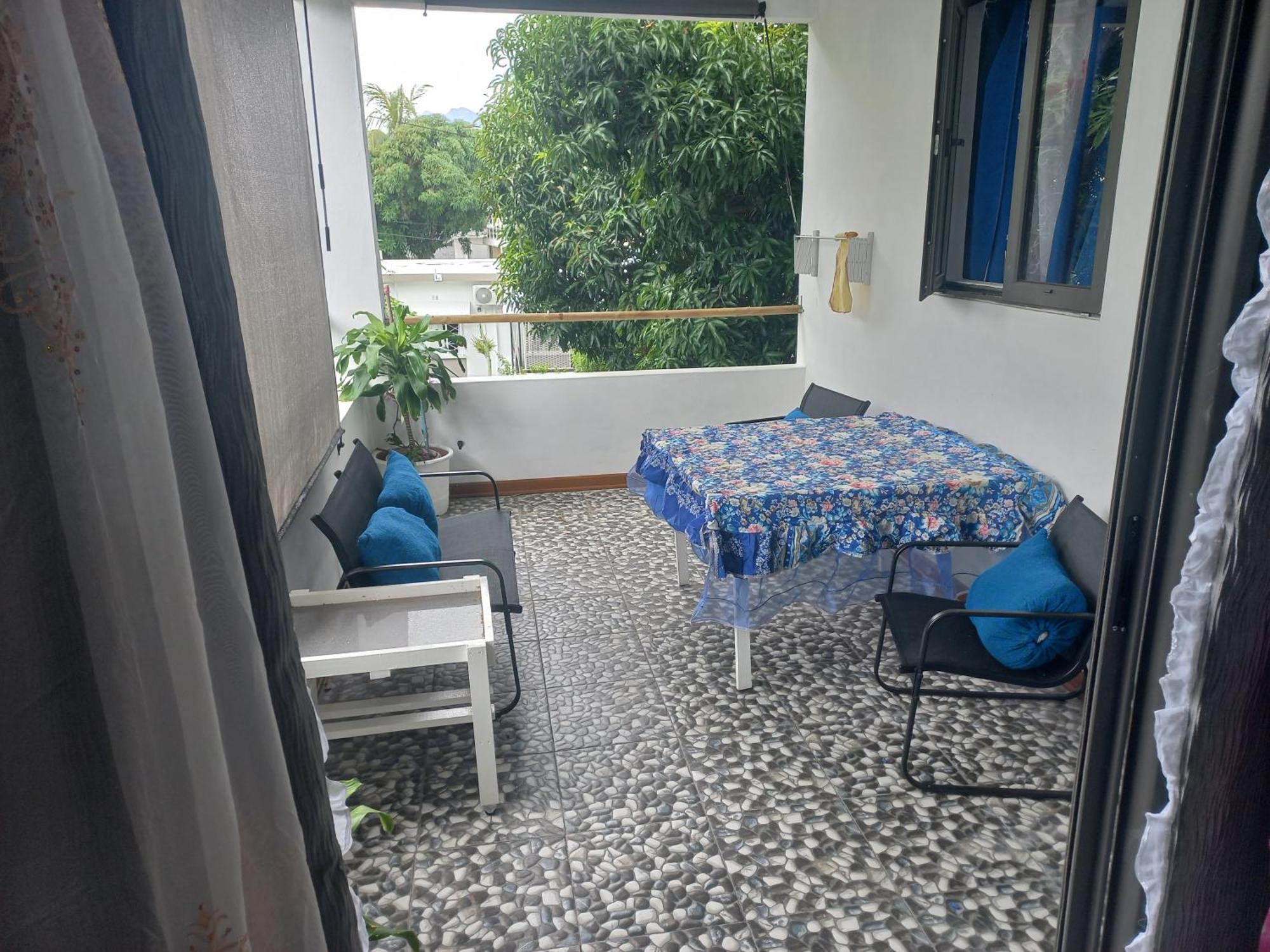 Open Air Cafe & Apartments Порт-Луи Номер фото